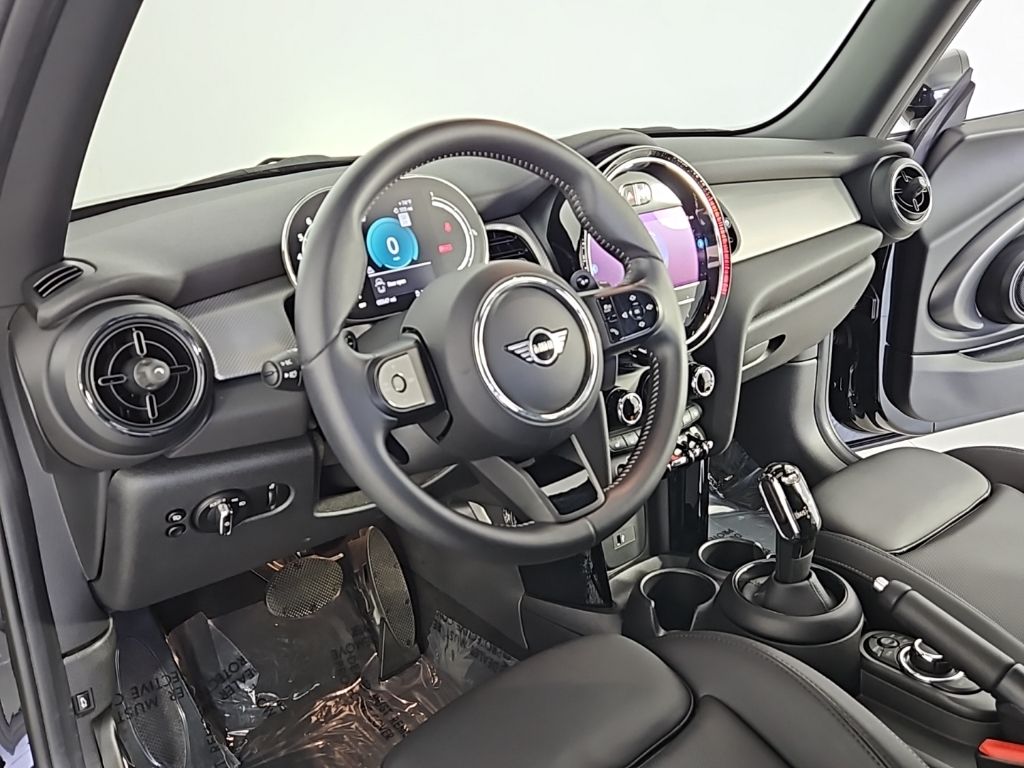 Thumbnail: 2023 MINI Cooper - 25