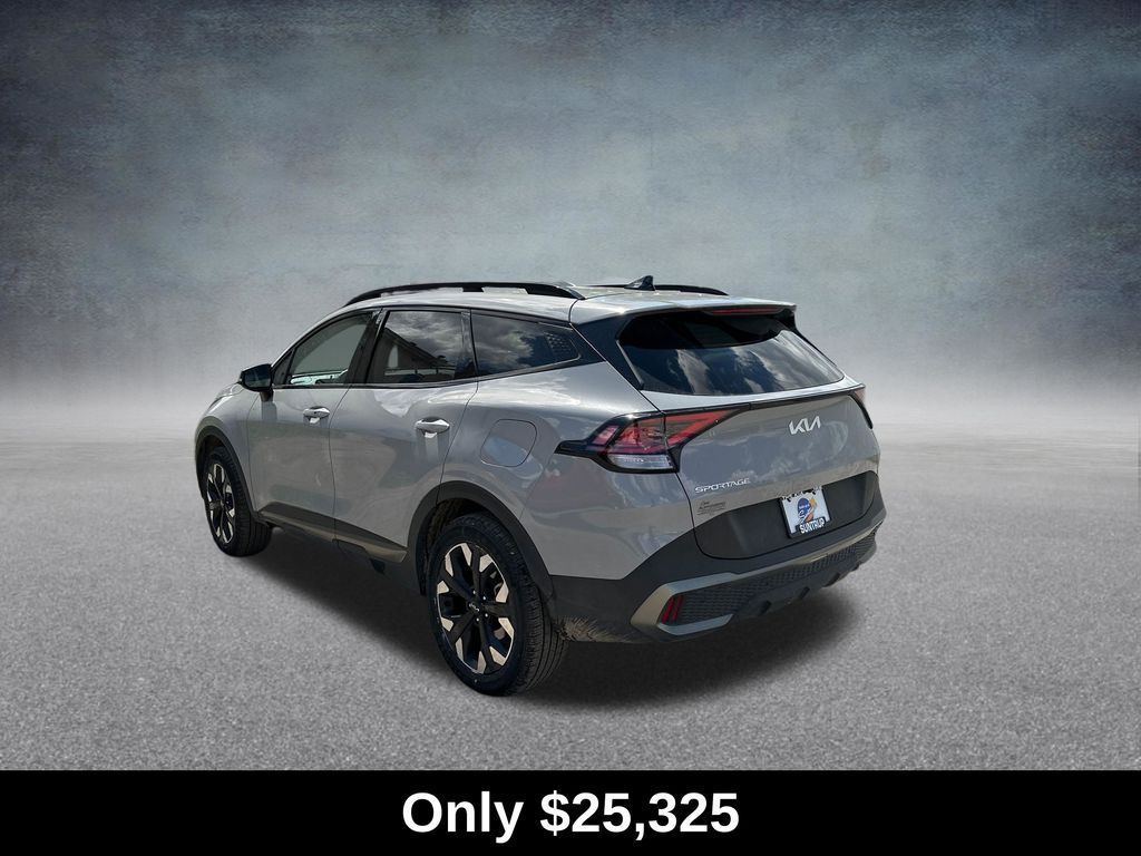 View vehicle photo 4