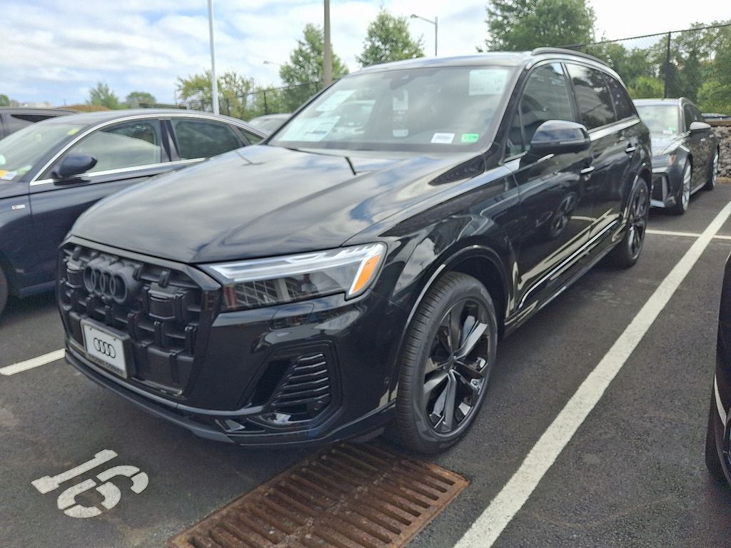 Thumbnail: 2026 Audi Q7 - 1