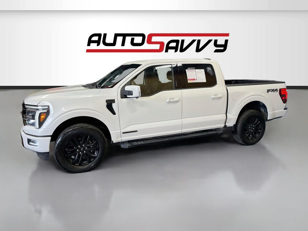 Used 2024 White Metallic Ford Lariat image 4