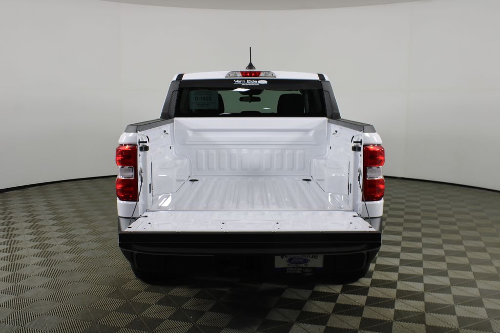 View vehicle photo 7