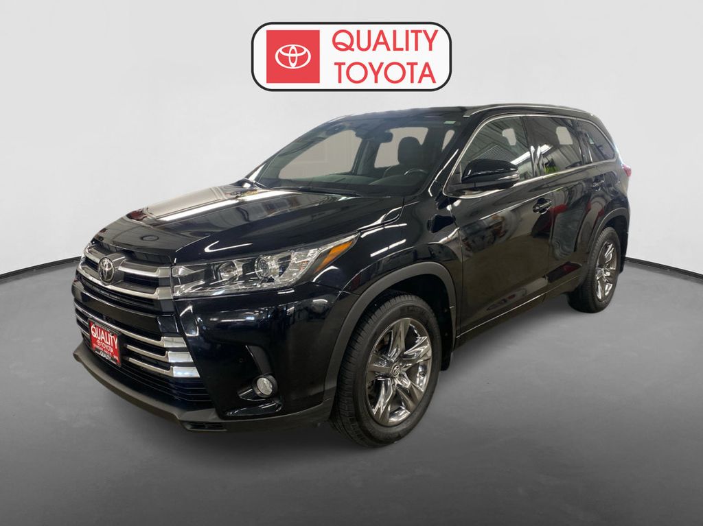  2018 Toyota Highlander Limited Platinum AWD   