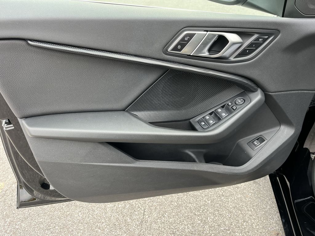 Thumbnail: 2023 BMW 2 Series - 11