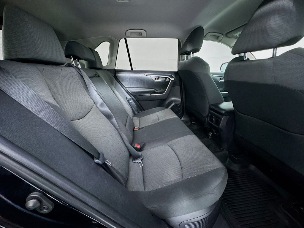 Used Car 2020 Toyota Rav4 Hybrid  Xle For Sale Under $30,000 In Austin, Texas