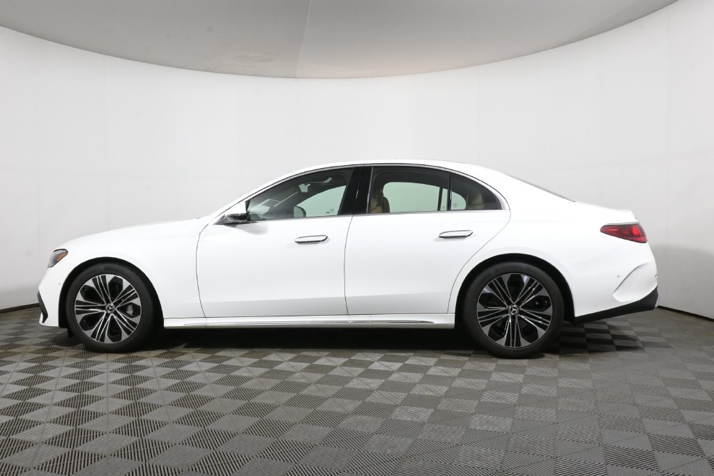 Thumbnail: 2026 Mercedes-Benz E-Class - 2
