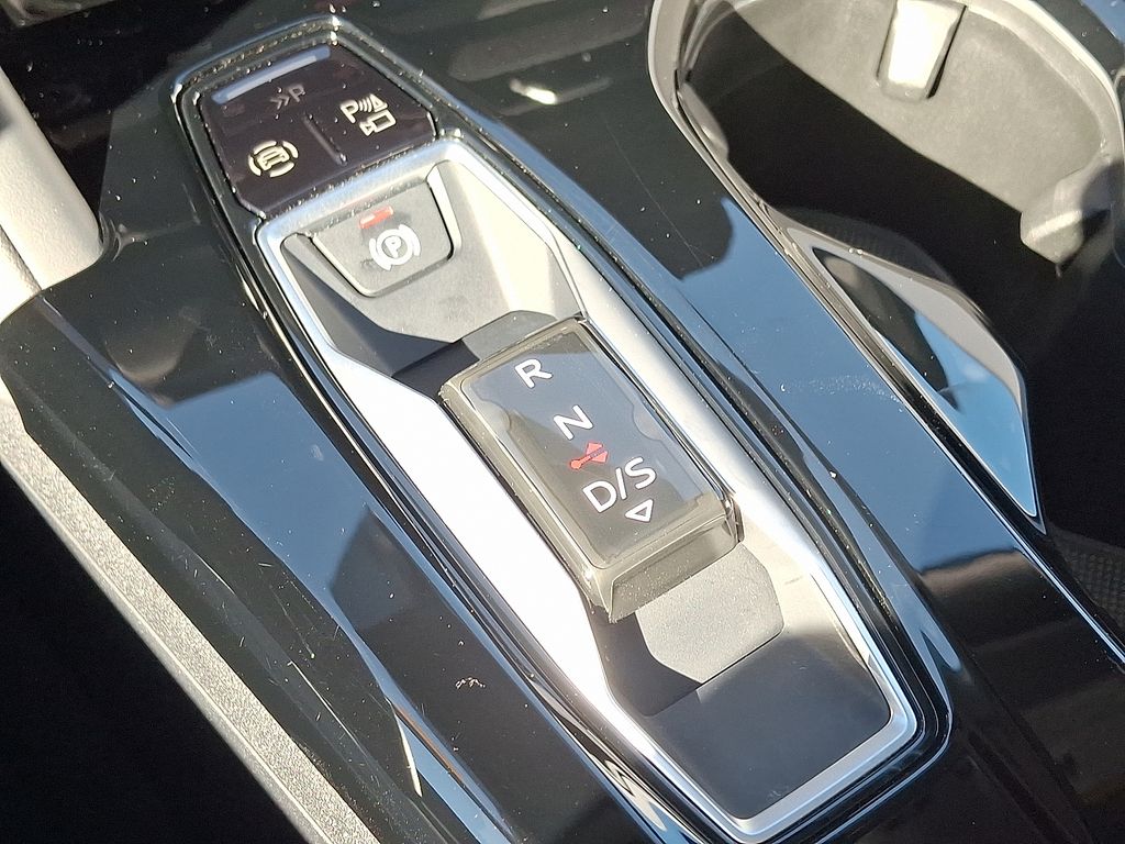 Thumbnail: 2025 Audi Q5 - 15