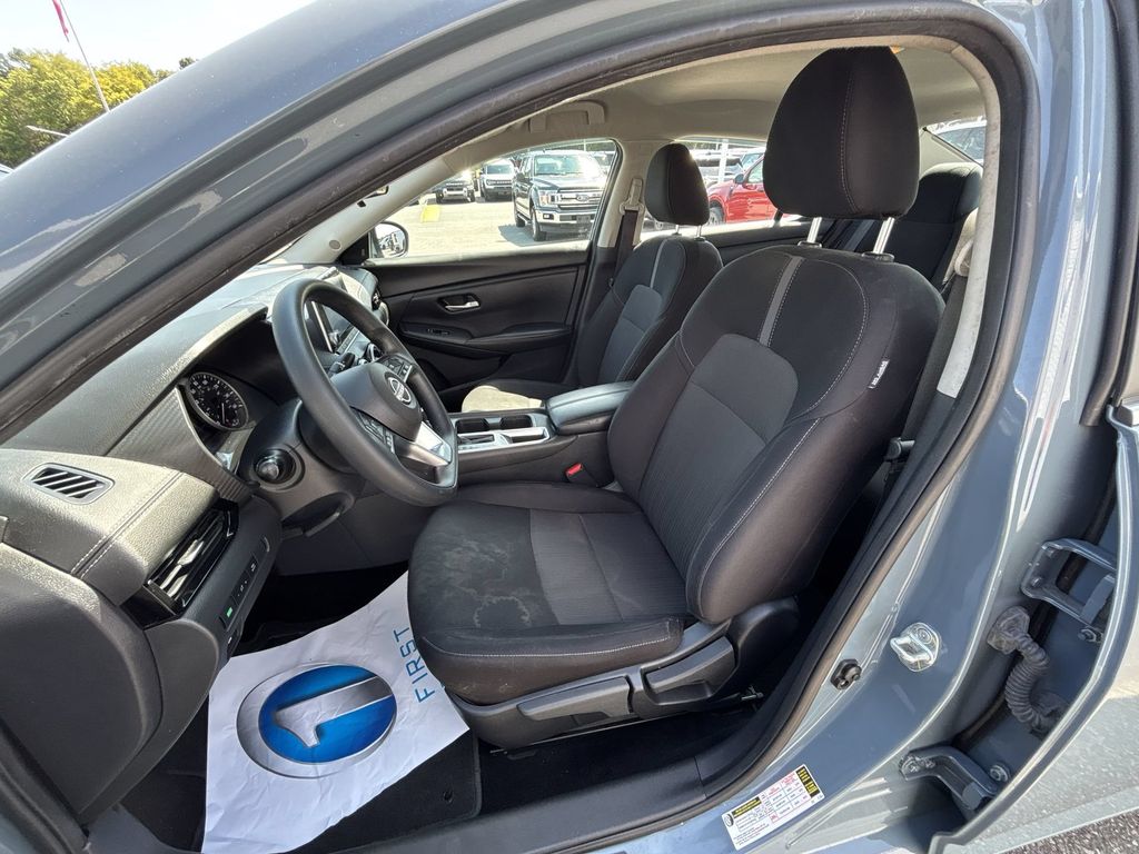 Used 2025 Atlantic Gray M Nissan SV image 13