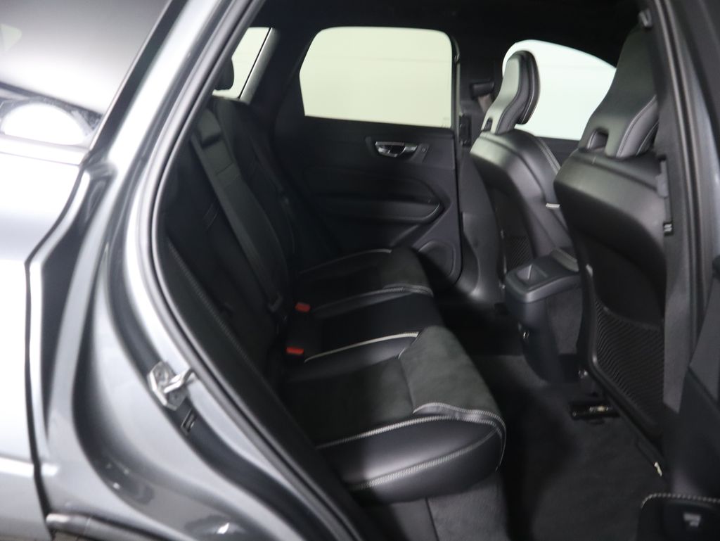Thumbnail: 2019 Volvo XC60 - 22