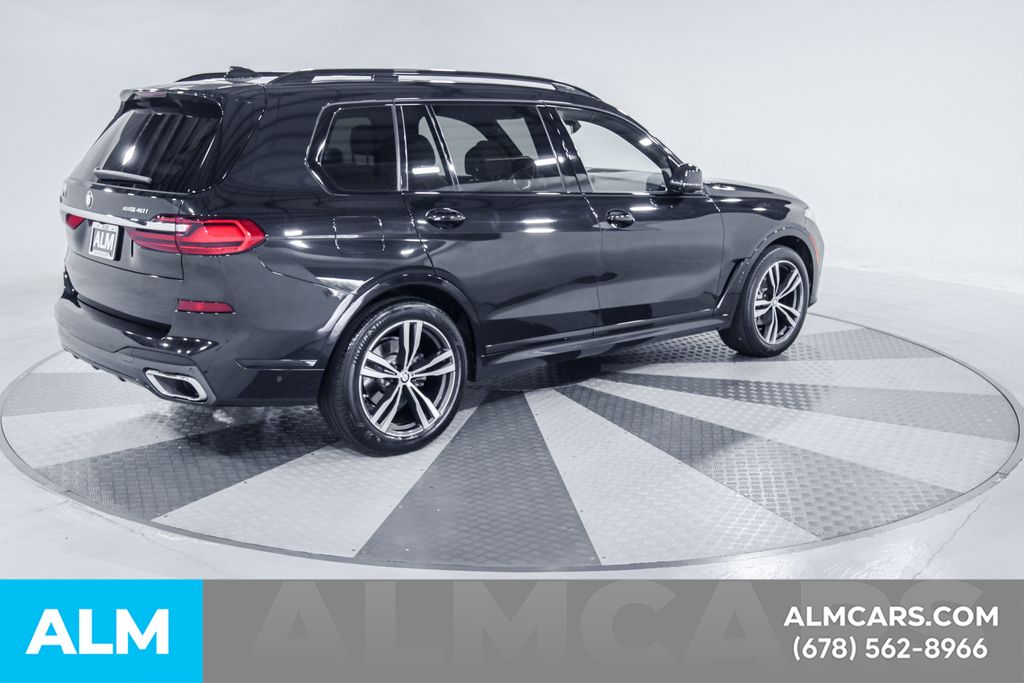 Used 2022 Black BMW xDrive40i image 10