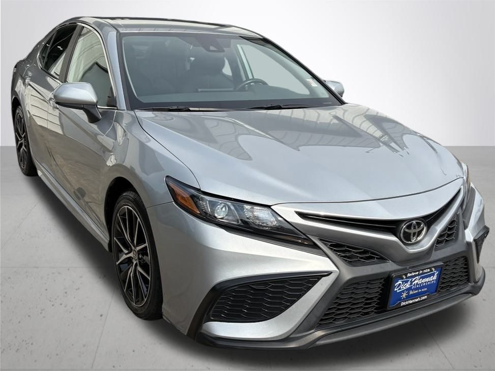 2021 Toyota Camry SE