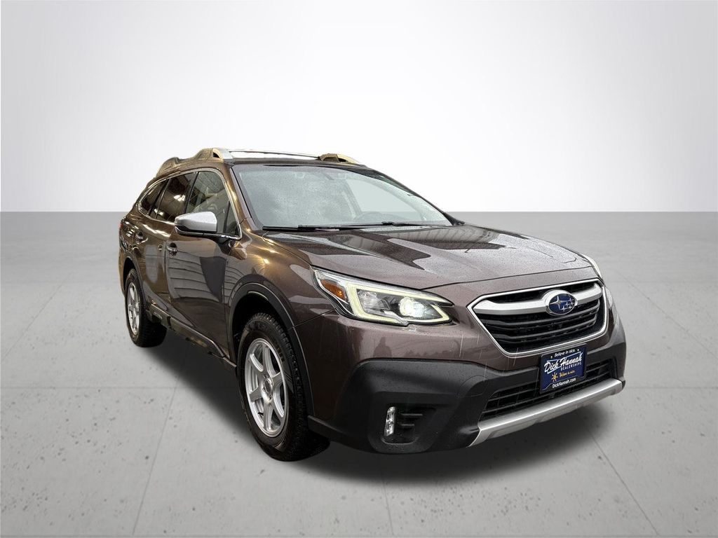 2022 Subaru Outback Touring XT