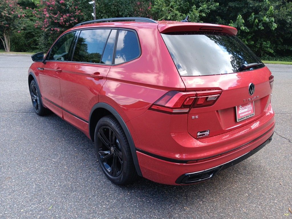 2024 Volkswagen Tiguan 2.0T SE R-Line Black 3