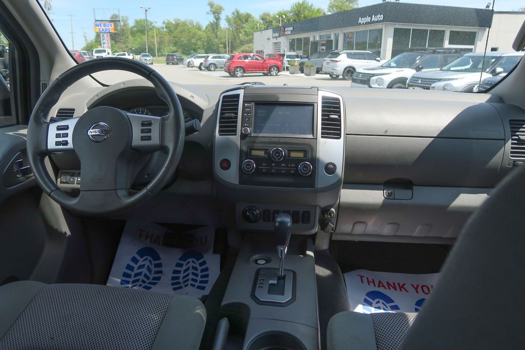 2020 Nissan Frontier Crew Cab SV 4x4