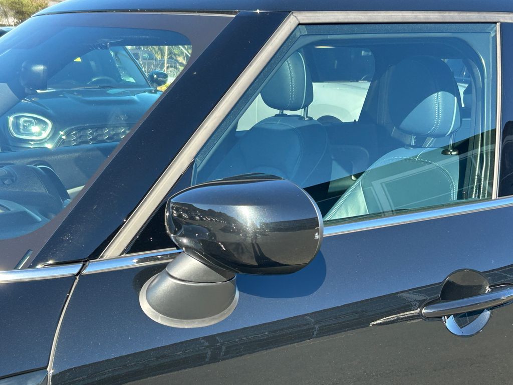 Thumbnail: 2023 MINI Cooper Countryman - 10