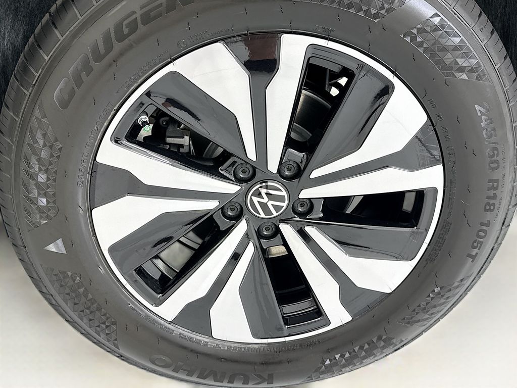 Thumbnail: 2026 Volkswagen Atlas - 29