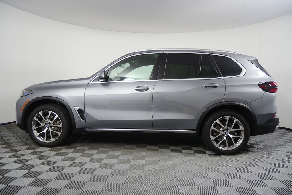 Thumbnail: 2025 BMW X5 - 6