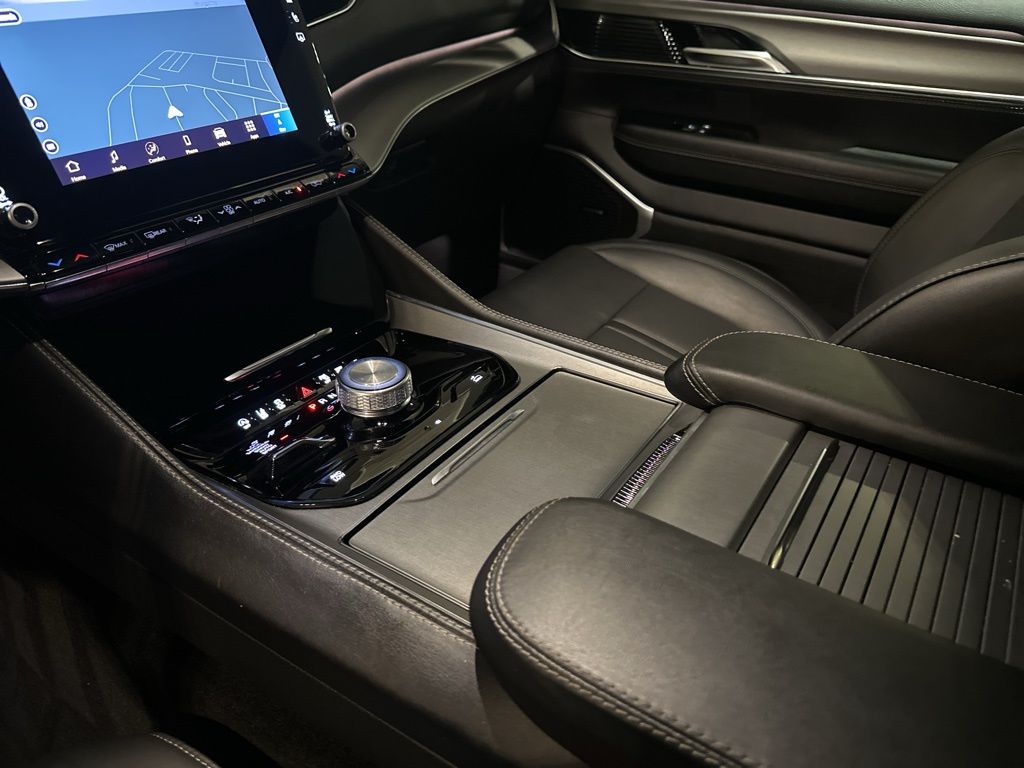 Used Car 2024 Jeep Wagoneer L  Series Ii For Sale Under $60,000 In Austin, Texas