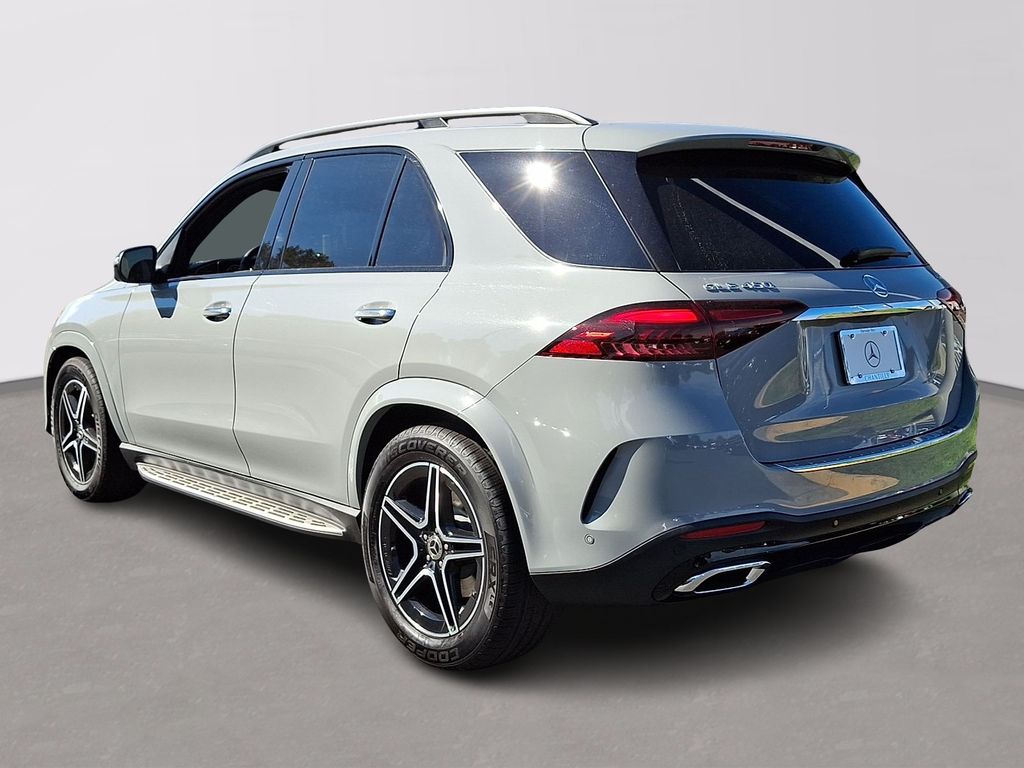 Thumbnail: 2026 Mercedes-Benz GLE - 4