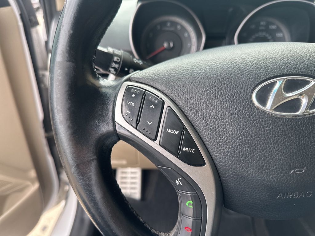 Thumbnail: 2014 Hyundai Elantra - 13