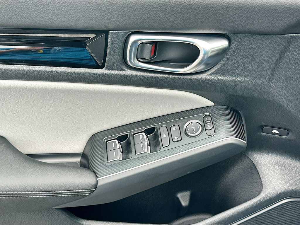 2025 Honda Civic Sport Touring 19
