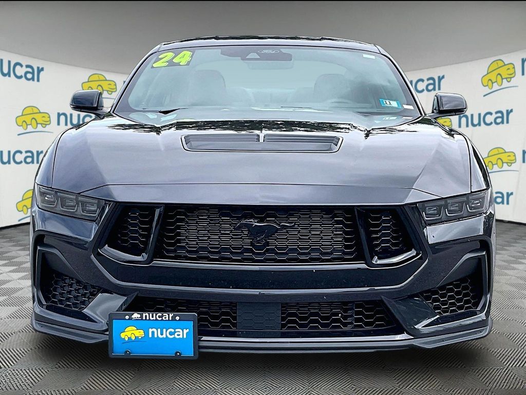 2024 Ford Mustang — photo 2