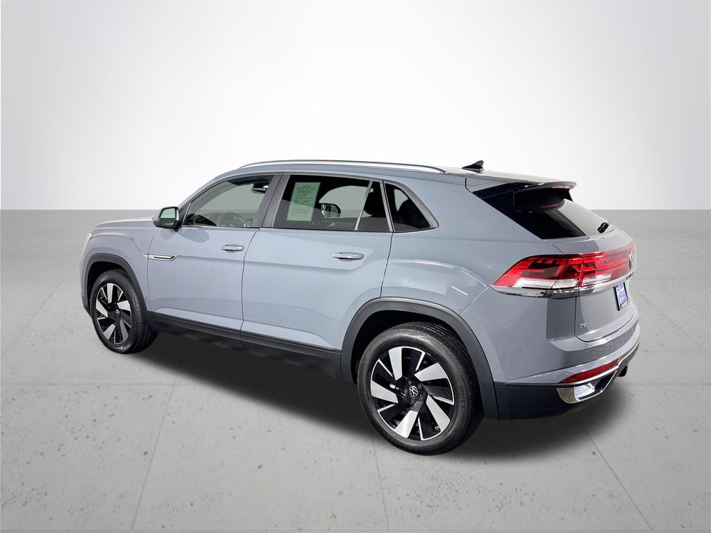 2024 Volkswagen Atlas Cross Sport 2.0T SE w/Technology