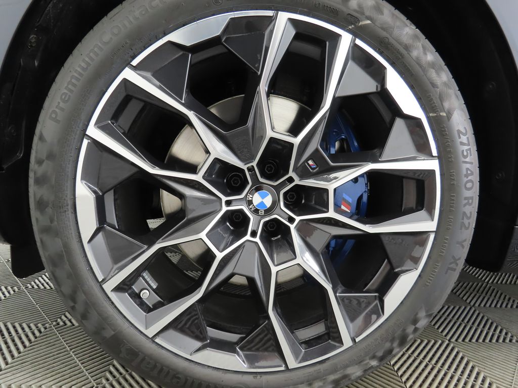 Thumbnail: 2026 BMW X7 - 30