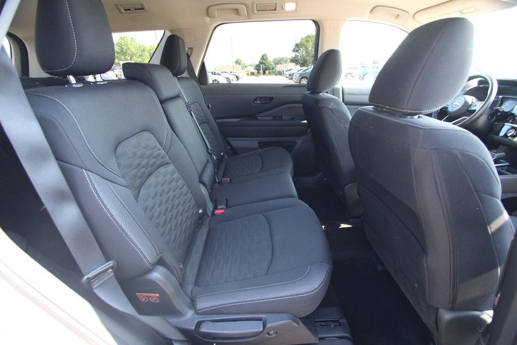 Used 2025 Nissan Pathfinder SUV