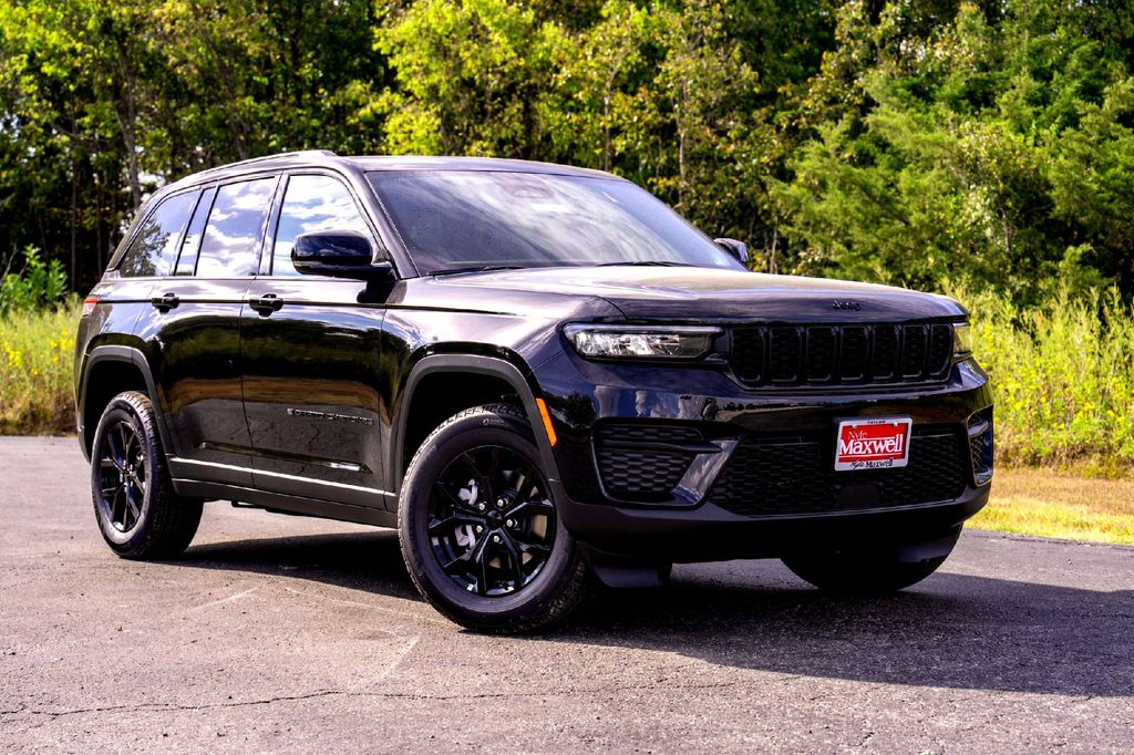 New Car 2025 Jeep Grand Cherokee  Altitude X For Sale Under $50,000 In Taylor, Texas