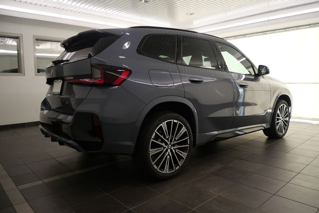 2024 BMW X1 xDrive28i 6