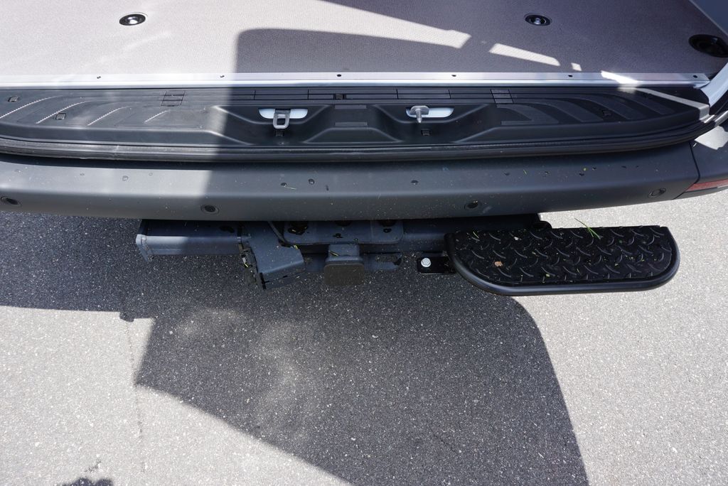 Thumbnail: 2025 Mercedes-Benz Sprinter - 19