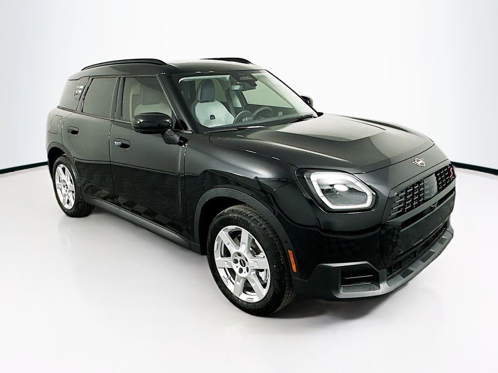 2025 MINI Cooper Countryman Base 3