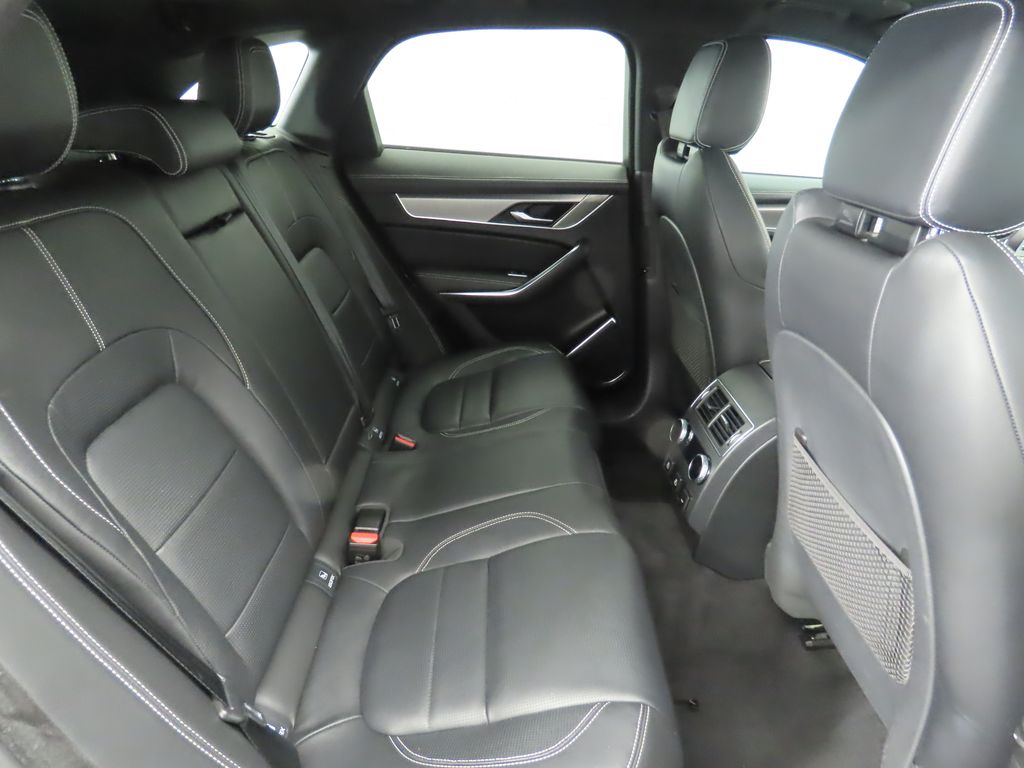 Thumbnail: 2021 Jaguar F-Pace - 20