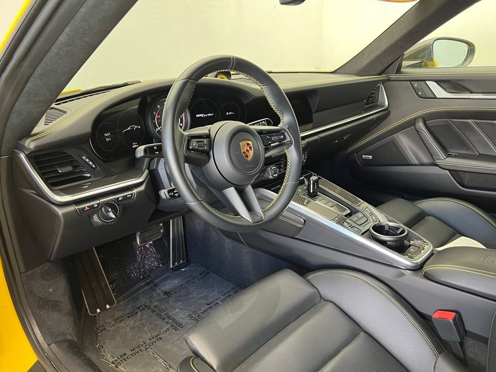 Thumbnail: 2022 Porsche 911 - 4