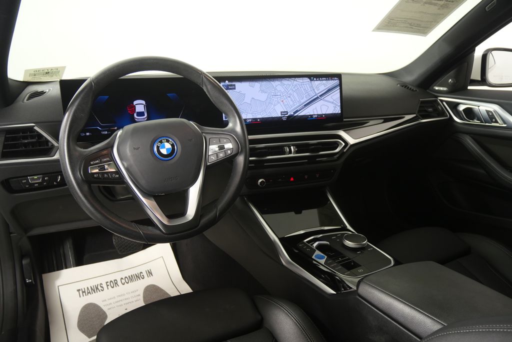 Thumbnail: 2023 BMW i4 - 17