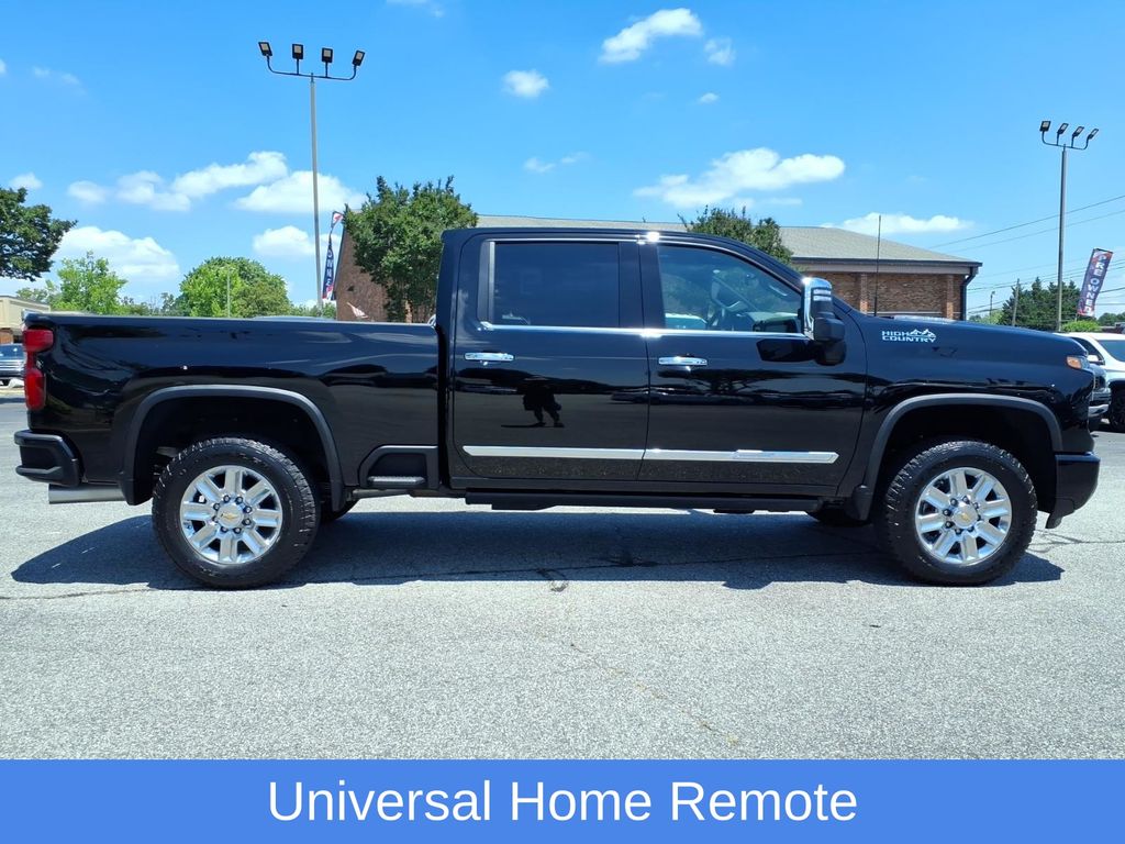 Used 2024 Black Chevrolet High Country image 36