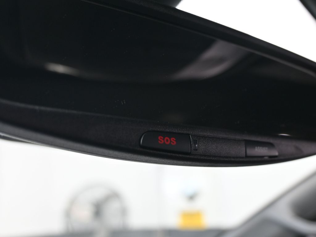 New 2026 Diamond Black Crystal Pearlcoat Chrysler Select image 23