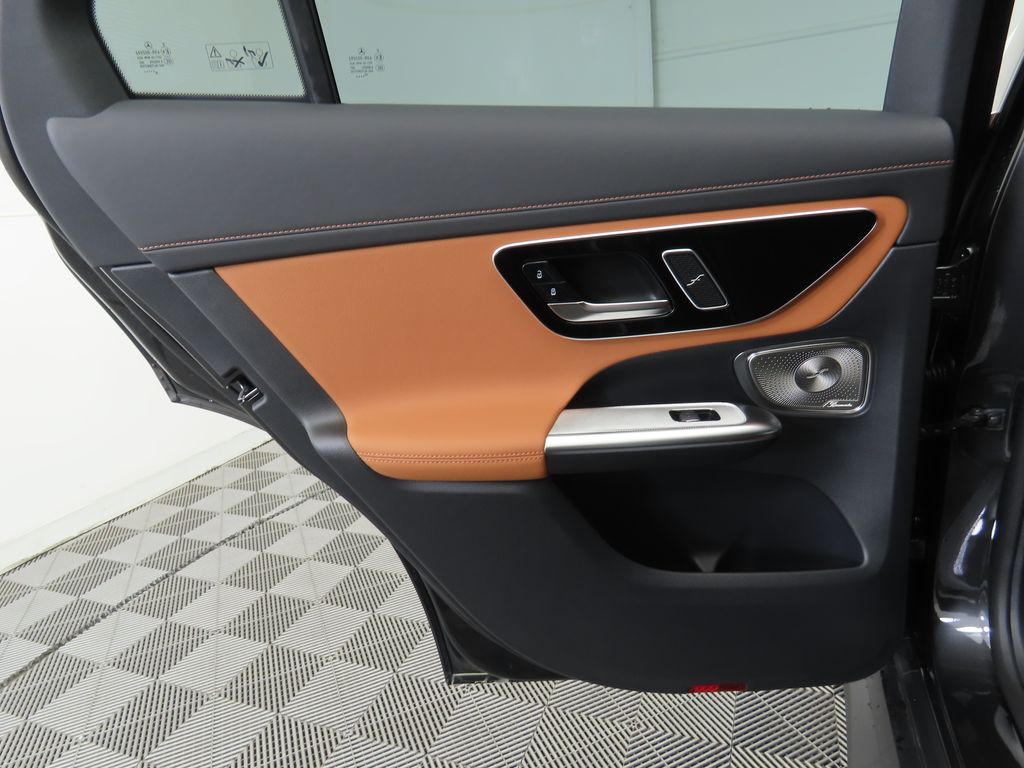 Thumbnail: 2026 Mercedes-Benz GLC - 27