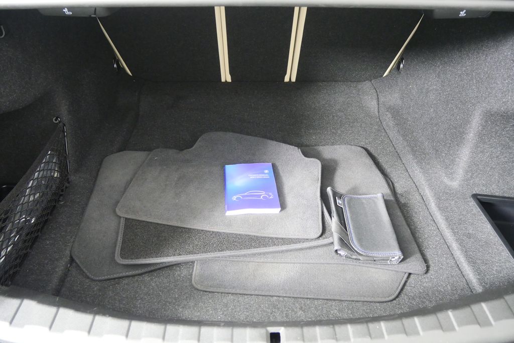 Thumbnail: 2025 BMW 3 Series - 17