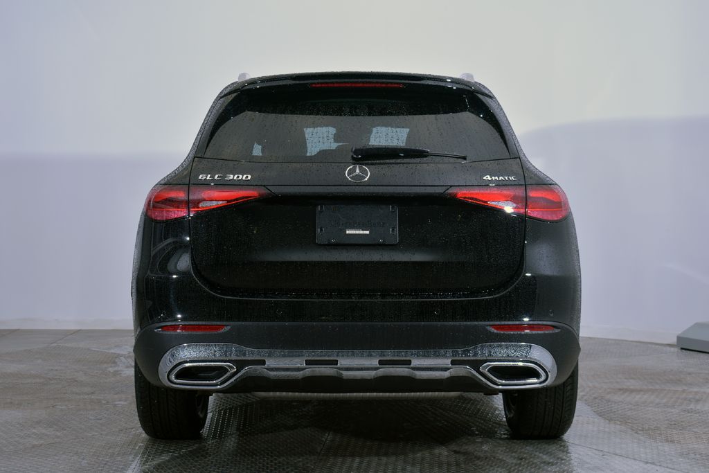 Thumbnail: 2026 Mercedes-Benz GLC - 4