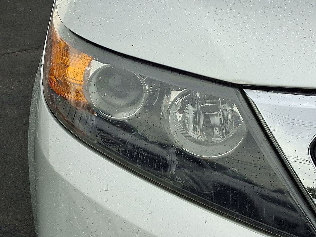 Thumbnail: 2013 Kia Sorento - 9