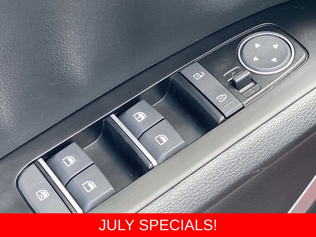 2025 Kia Soul LX - Photo 19