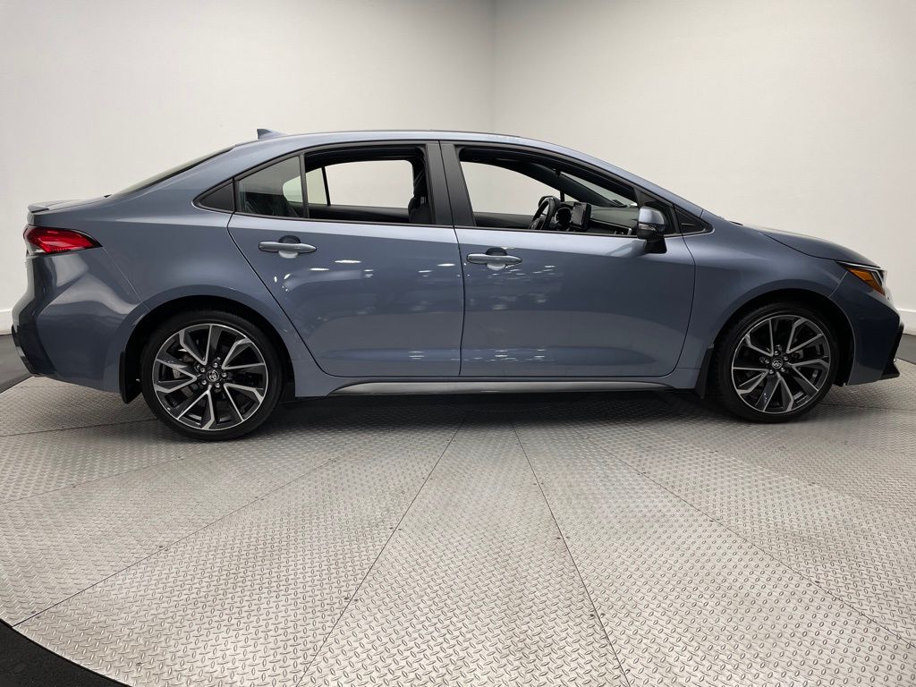 2022 Toyota Corolla SE 4