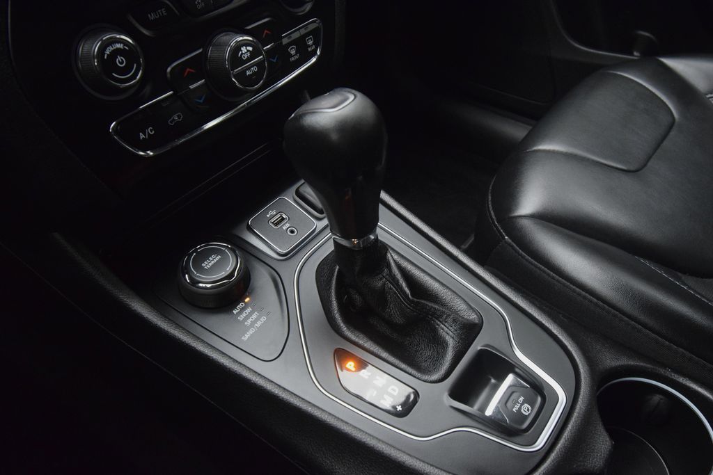 used 2019 Jeep Cherokee car, priced at $9,000