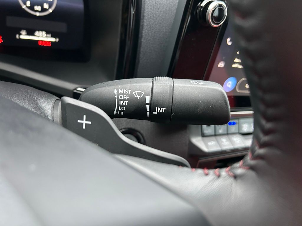 Thumbnail: 2025 Toyota Camry - 21