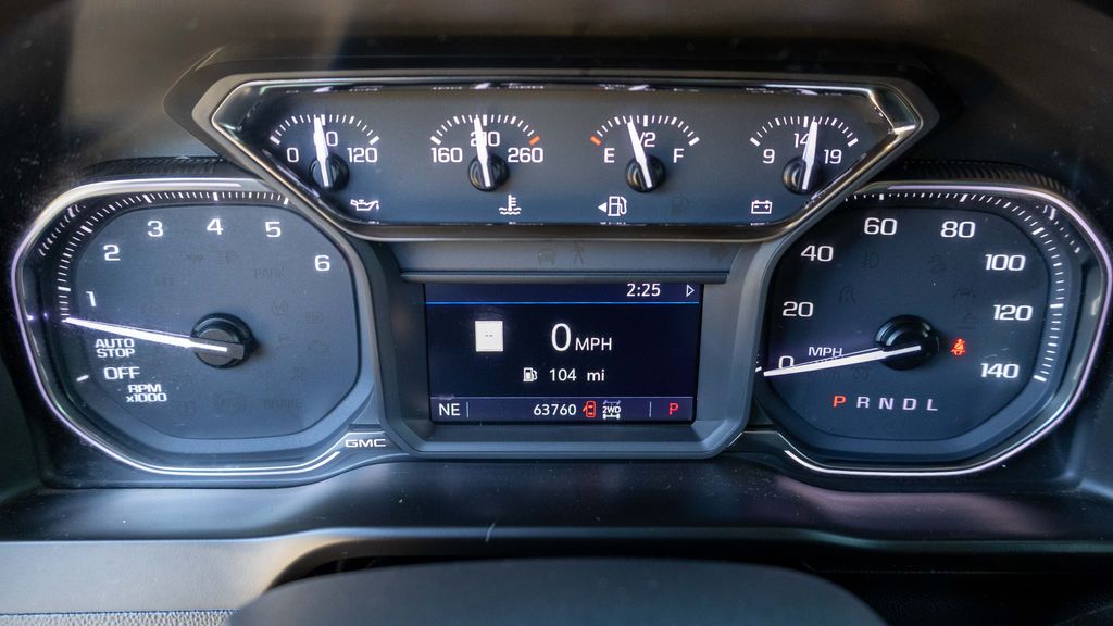 Used 2019 GMC Sierra 1500 SLT 4D Crew Cab