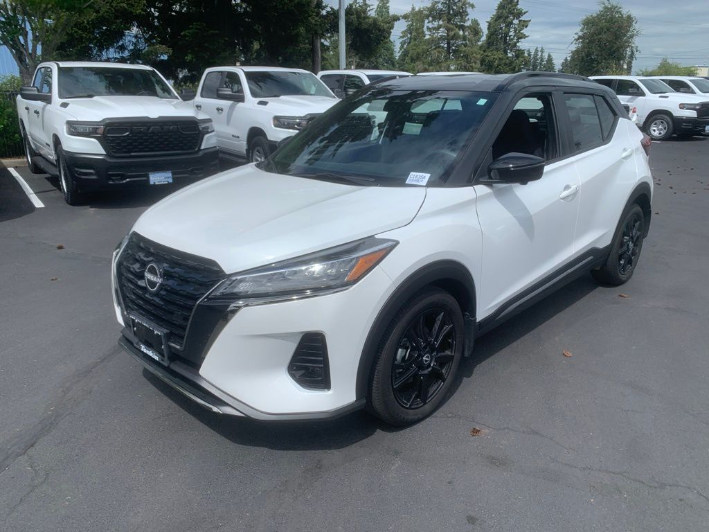 2023 Nissan Kicks 1.6 SR's photo