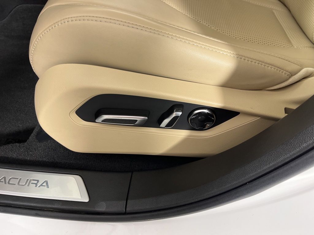 Thumbnail: 2024 Acura RDX - 25