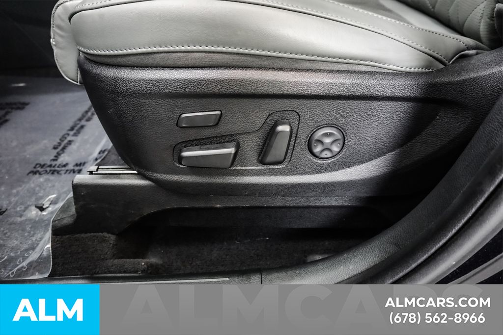 Used 2024 Black Kia SX-Prestige X-Pro image 32