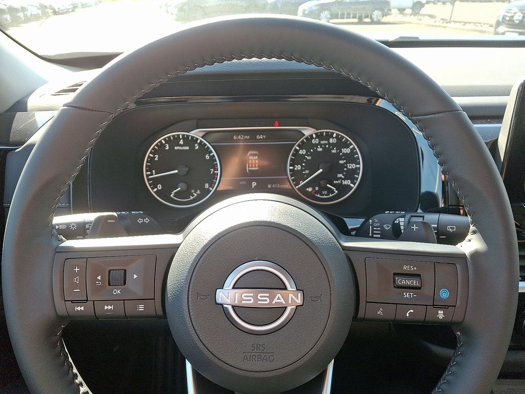 Thumbnail: 2025 Nissan Pathfinder - 10